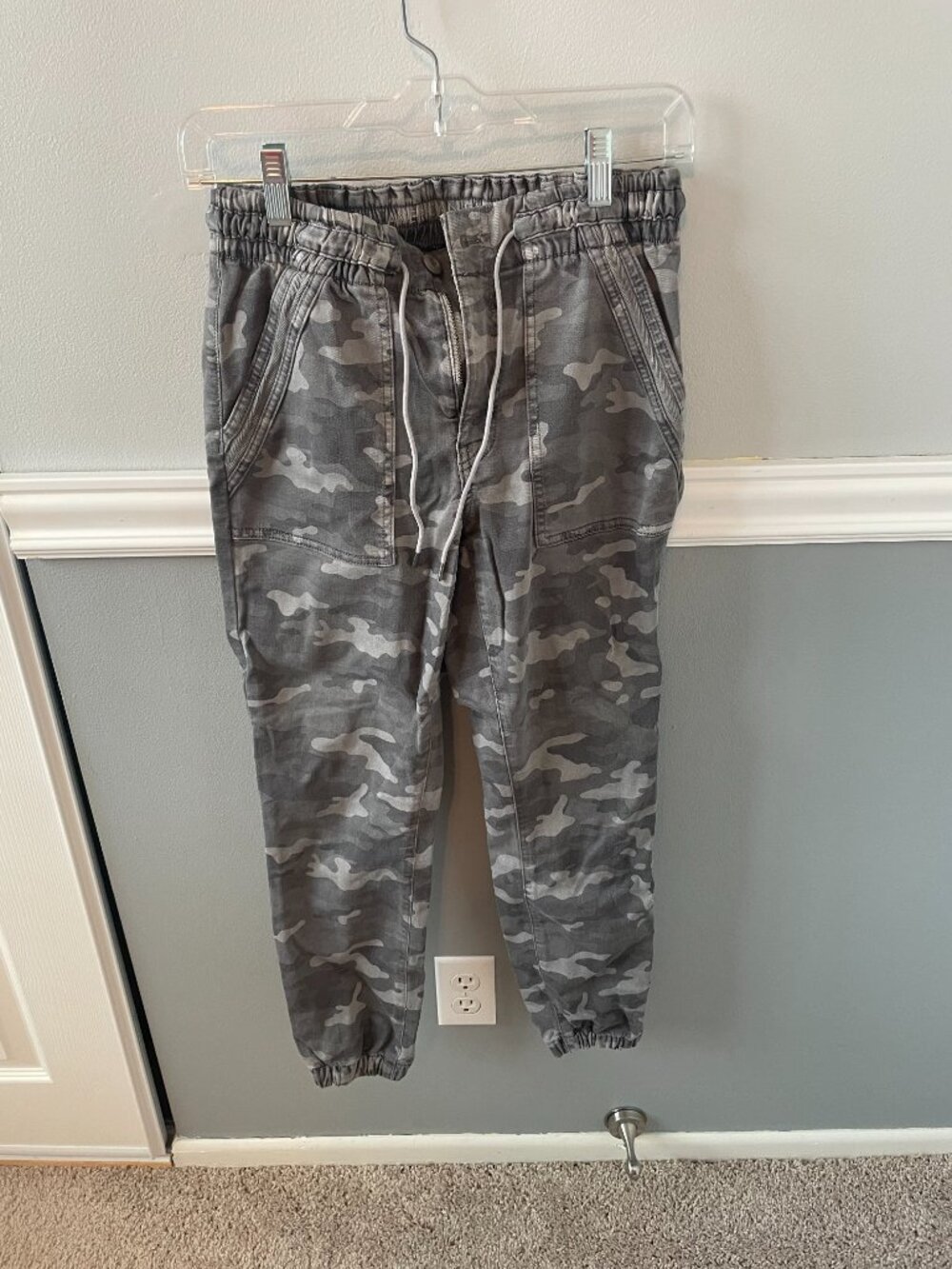 AE Camo Next Level High-Waisted Jegging Jogger